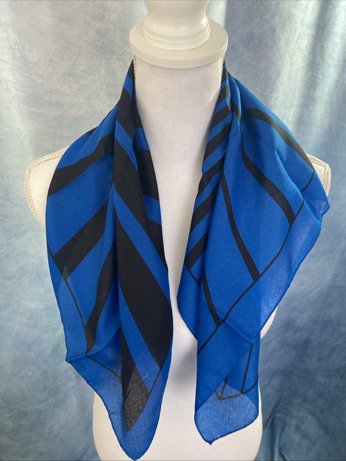 Vintage 1970s Valentina Fiore Women’s Scarf Black & Blue Geometric Design Square