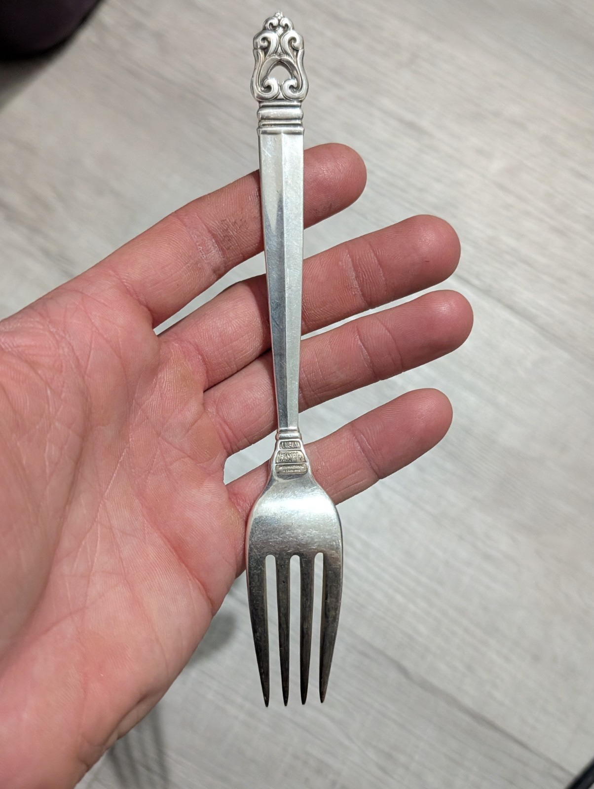 INTERNATIONAL ROYAL DANISH STERLING SILVER DINNER FORK 7 1/8" NO MONOGRAM