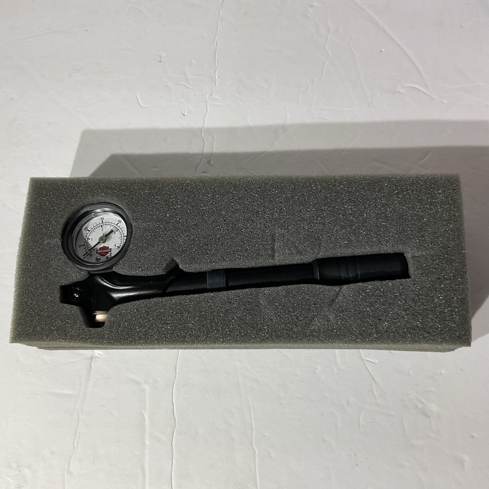 Genuine OEM Harley Davidson Touring Suspension Air Pump P/N 54630-03A