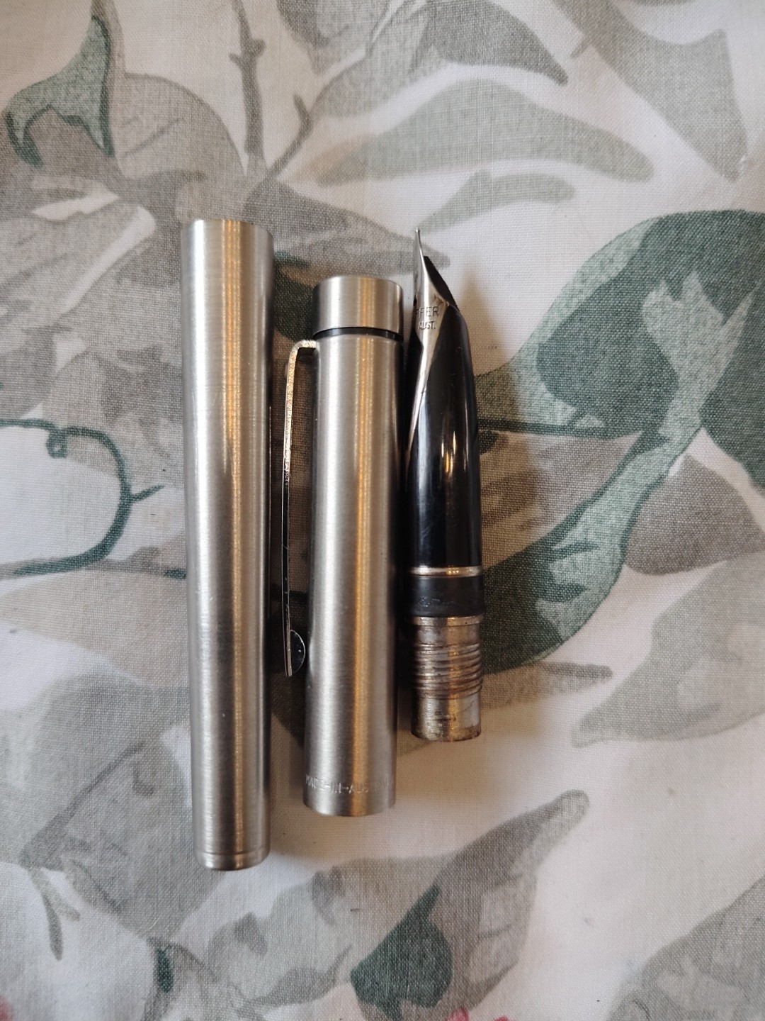 Sheaffer Targa Brushed Stainless Steel Fine Nib Fountain Pen Australia