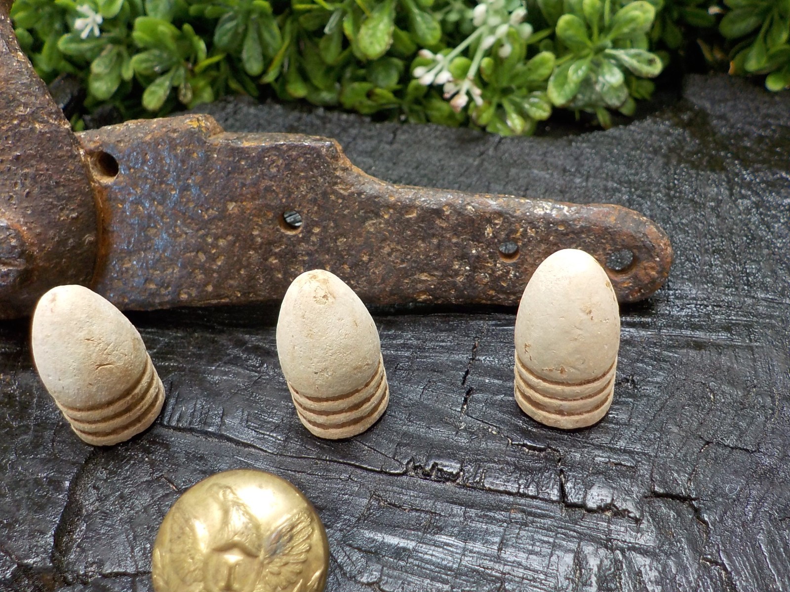 Old Rare Vintage Antique Civil War Relic Infantry Buttons Lockplate Bullets