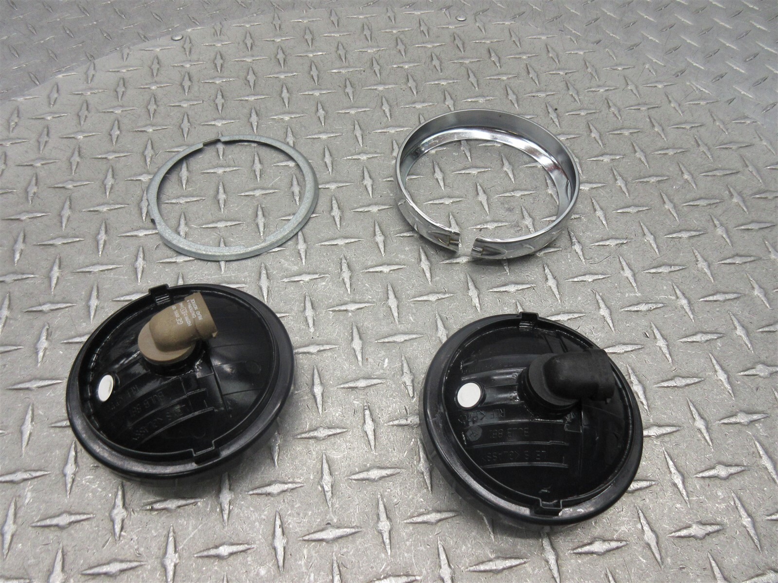 2008 Harley Davidson Road King Classic FLHRC Auxiliary Front Lights Lamps OEM