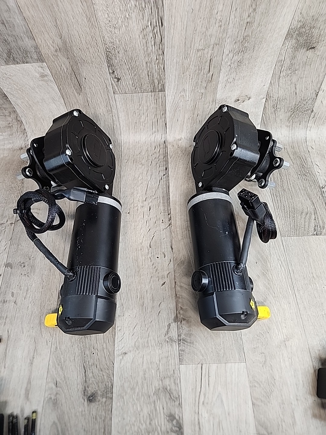 Quantum Edge 3 / 2.0 Power Wheelchair Motors PAIR MOT154323-01 & MOT154324-01