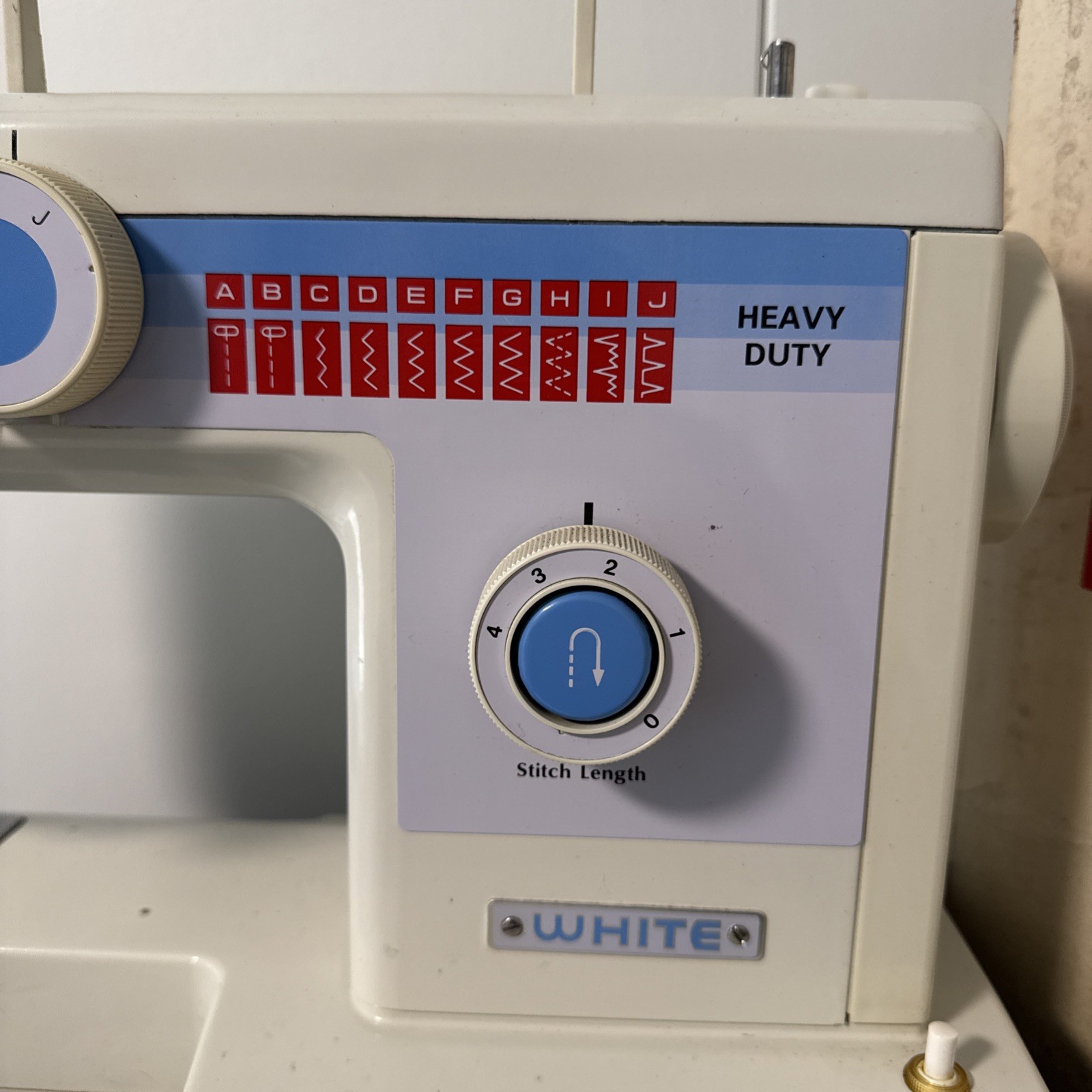 White Sewing Machine Model 1405 With Accessories and Box