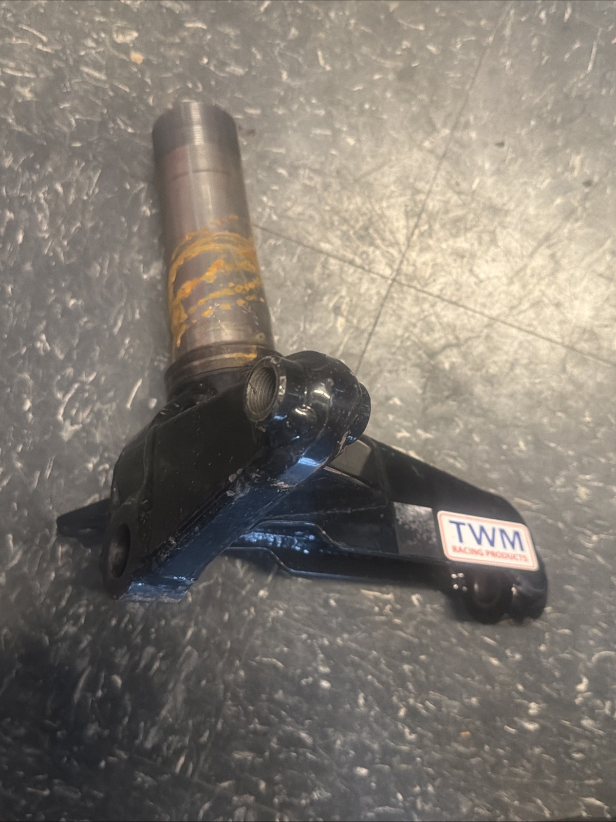 TWM Racing Products Spindle Club29 Dirt Late Model TWM Spindle Right