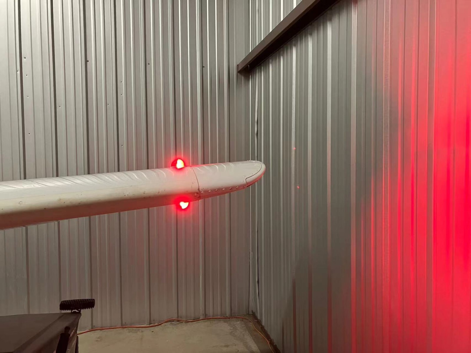 LED RA-7512 W-1290 Wing Tip Nav Light For Aircraft No RFI ( 1 Red+ 1Green Bulbs)