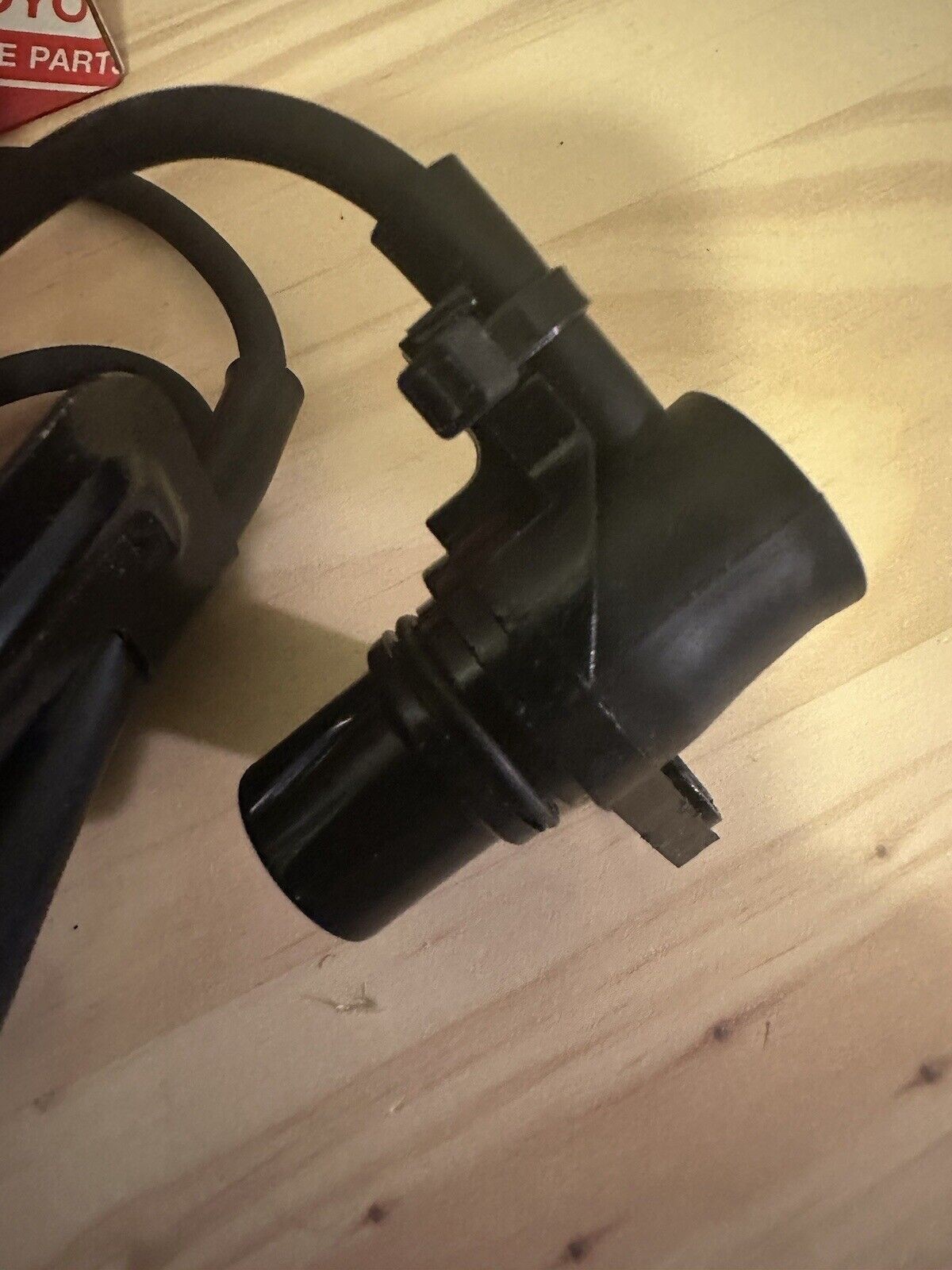 OEM Toyota ABS Wheel Speed Sensor Front-Left Sequoia 2001-2007 Tundra 2000-2006