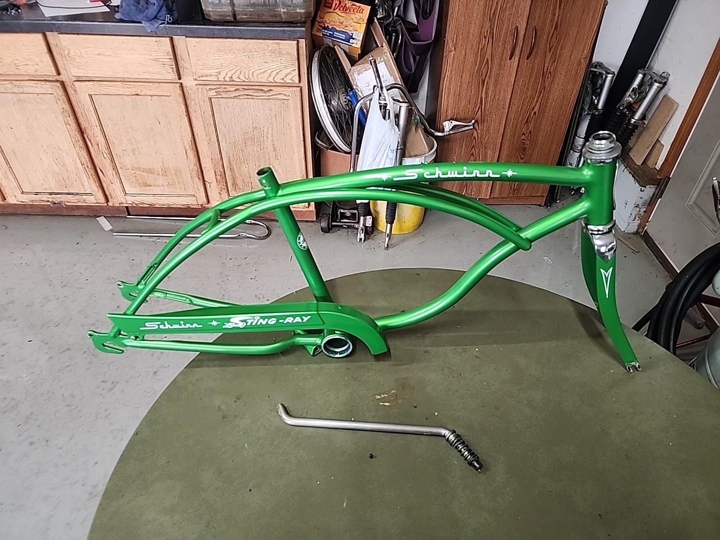 1966 SCHWINN STINGRAY LIME GREEN FRAME FORK + CHAINGUARD NICE SHAPE REPAINT L$$K