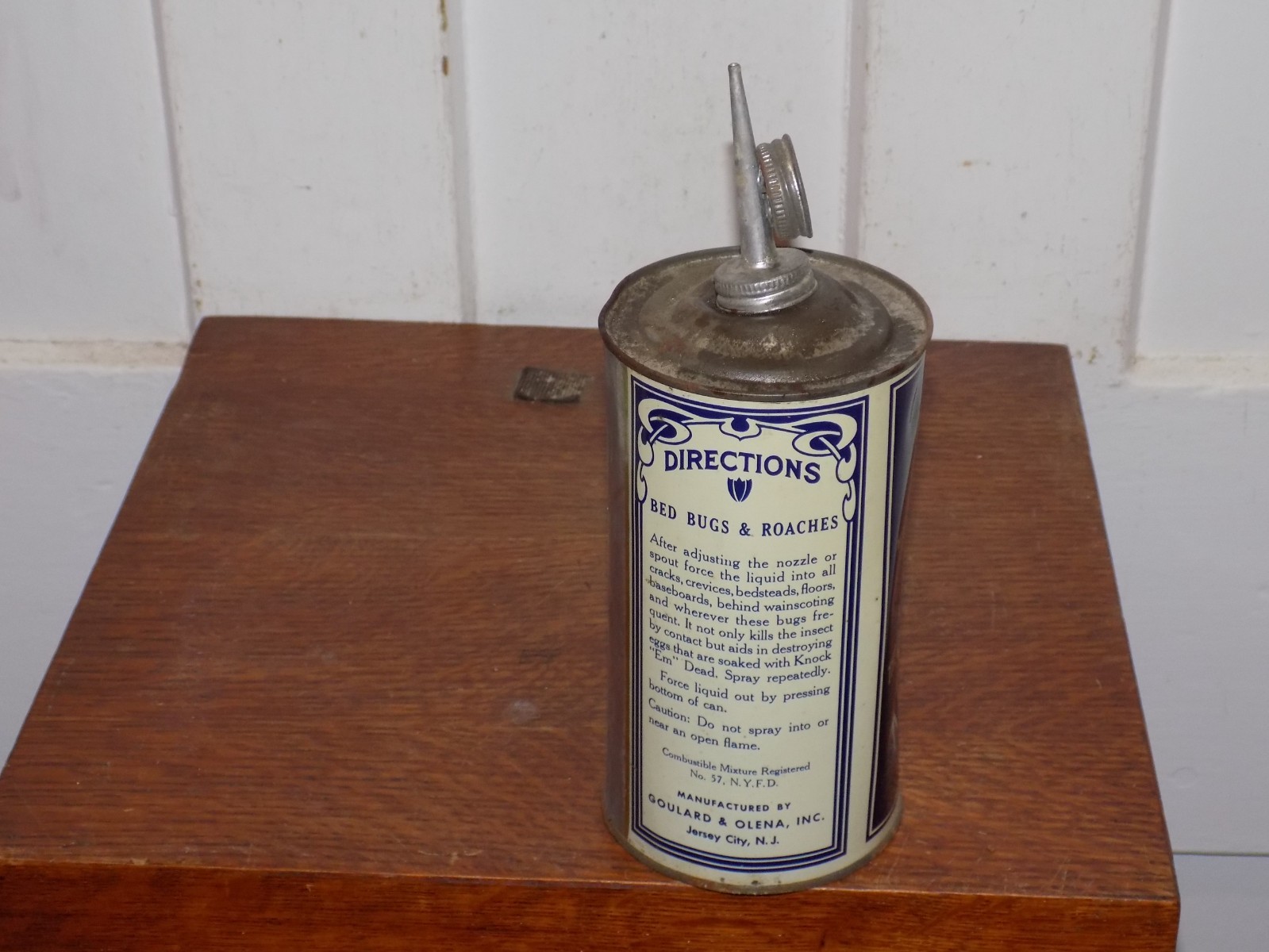 Vintage Knock em Dead Bed Bug Killer 1 Quart EMPTY Can