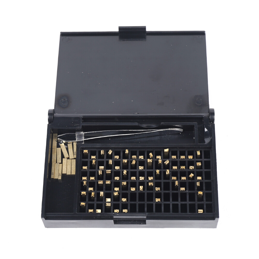 Semi-Automatic Round Bottle Labeling Machine, 20-40pc/Min Labeling Speed Labeler