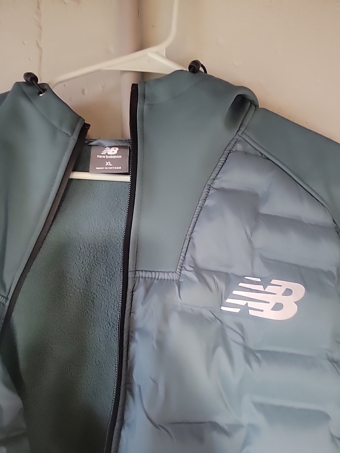 New Balance Softshell 4 Way Stretch Bonded Fleece Lining Water Resistant