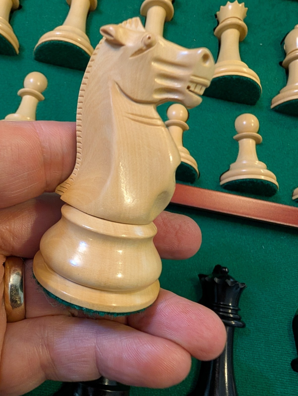 House of Staunton Wood Chess Set Pieces w Case Sam Reshevski Camaratta 4.5" King