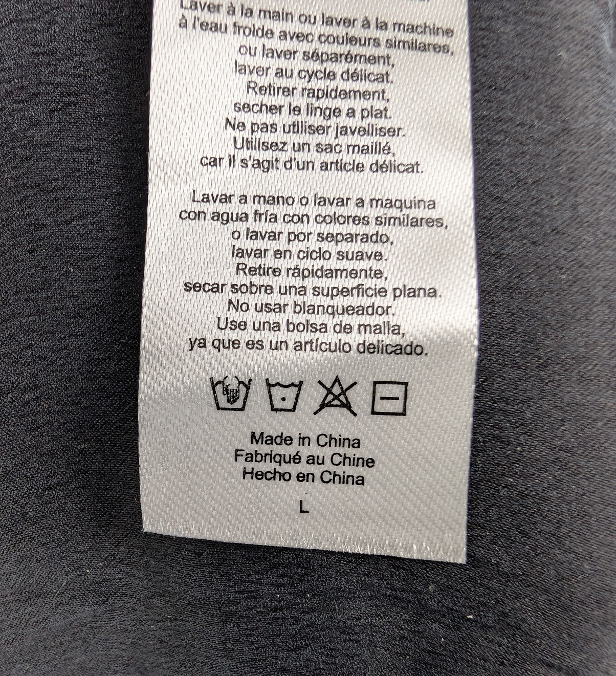 Lunya Silk Sleep Mask One Size Black Natural Fiber Minimal Quiet Luxury Padded