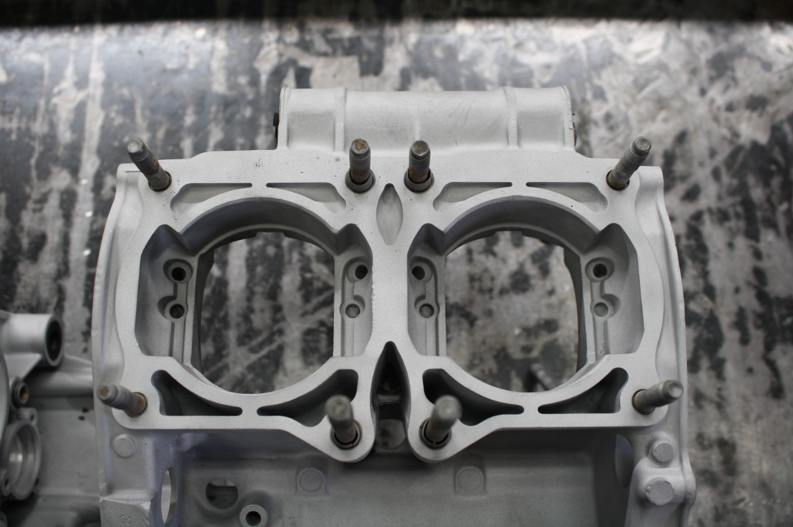 YAMAHA BANSHEE MATCHING OEM CASES BANSHEE UPPER CASE BANSHEE LOWER ENGINE CASE