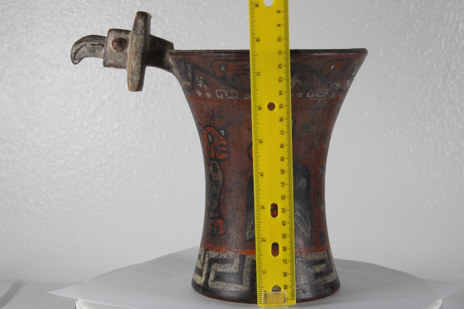 Museum Replica of a Pre Columbian Artifact Peru Big Tiahuanaco Condor Beaker B09