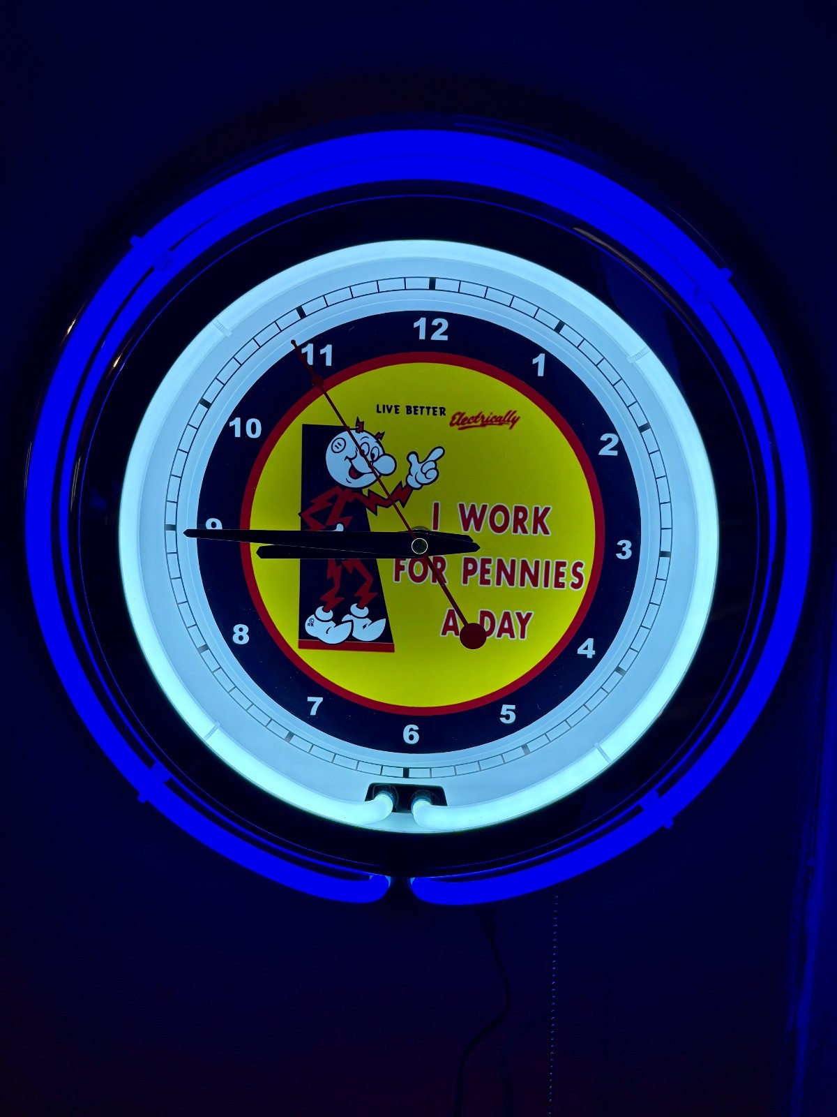 Reddy Kilowatt Sparky Electrician Garage Bar Man Cave Neon Adverting Clock Sign