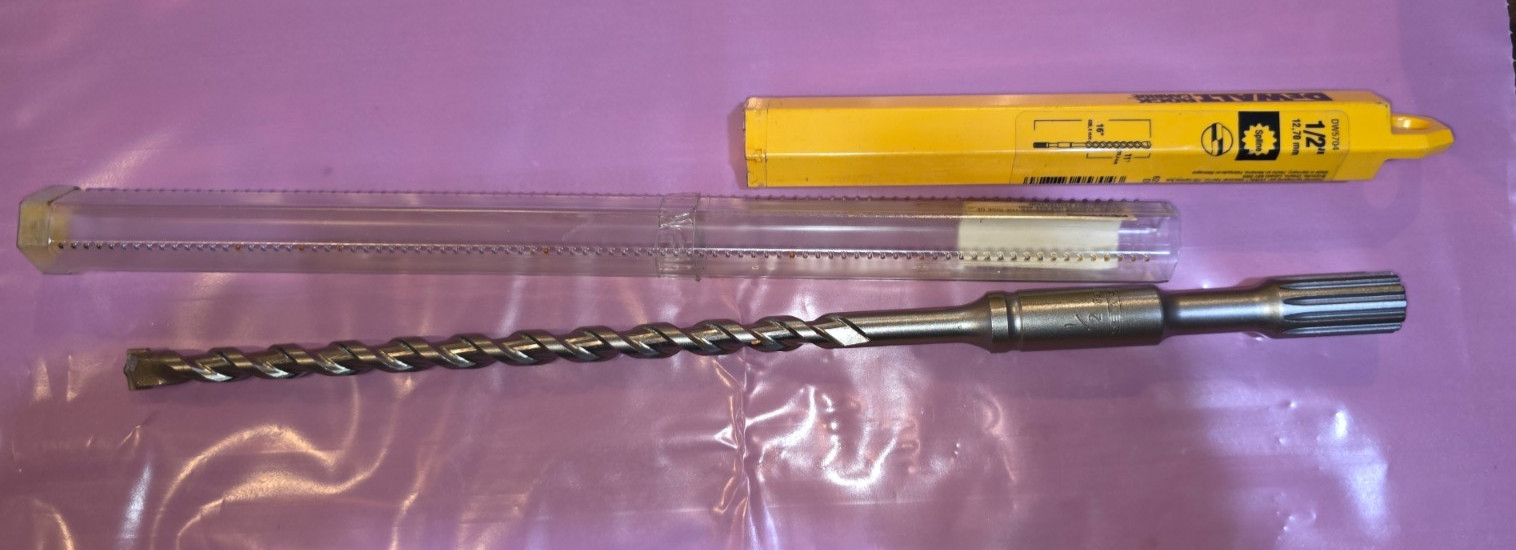 DEWALT DW5704 ROCK CARBIDE SPLINE ROTARY HAMMER BIT 1/2" x 16" Free Ship