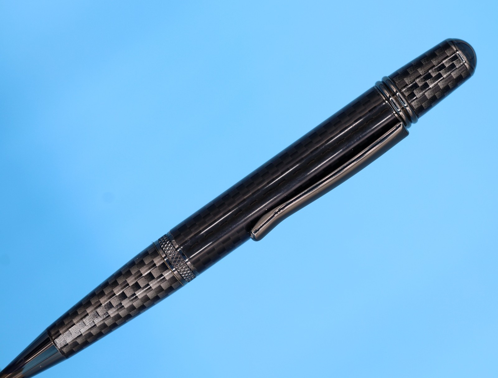 Carbon Fiber Sierra Nomad Ballpoint Pen – Handmade Twist Design – Speed Inspired