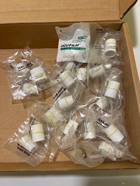 Tonometer Tono-Pen XL Bio-Rad Good Condition, includes tip covers, 4 batteries,