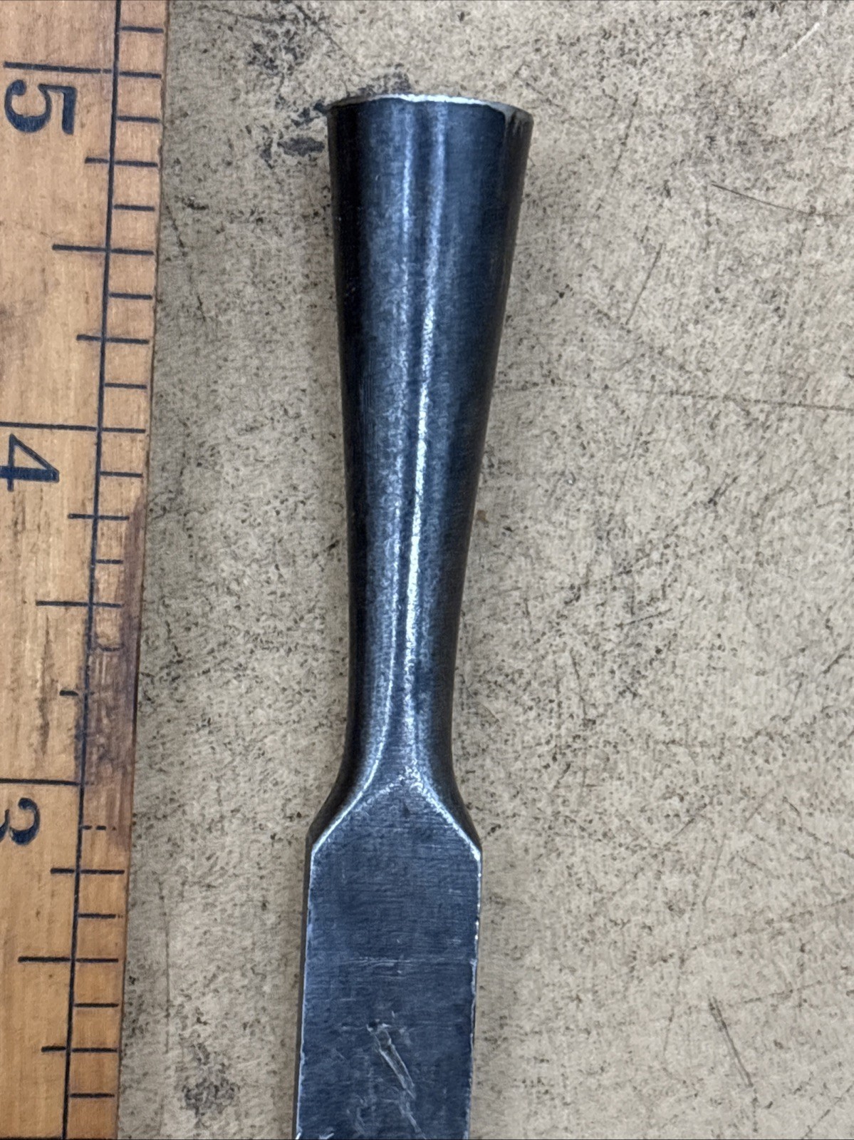 Vintage Stanley No. 750 1/2-Inch Beveled-Edge Socket Chisel