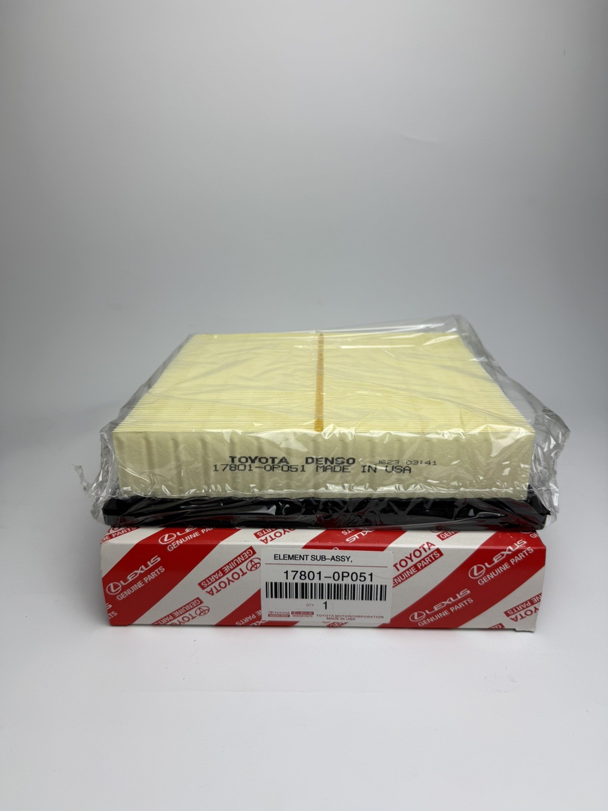 Genuine Toyota OEM Engine Air Filter 17801-0P051 Avalon Camry Sienna Highlander