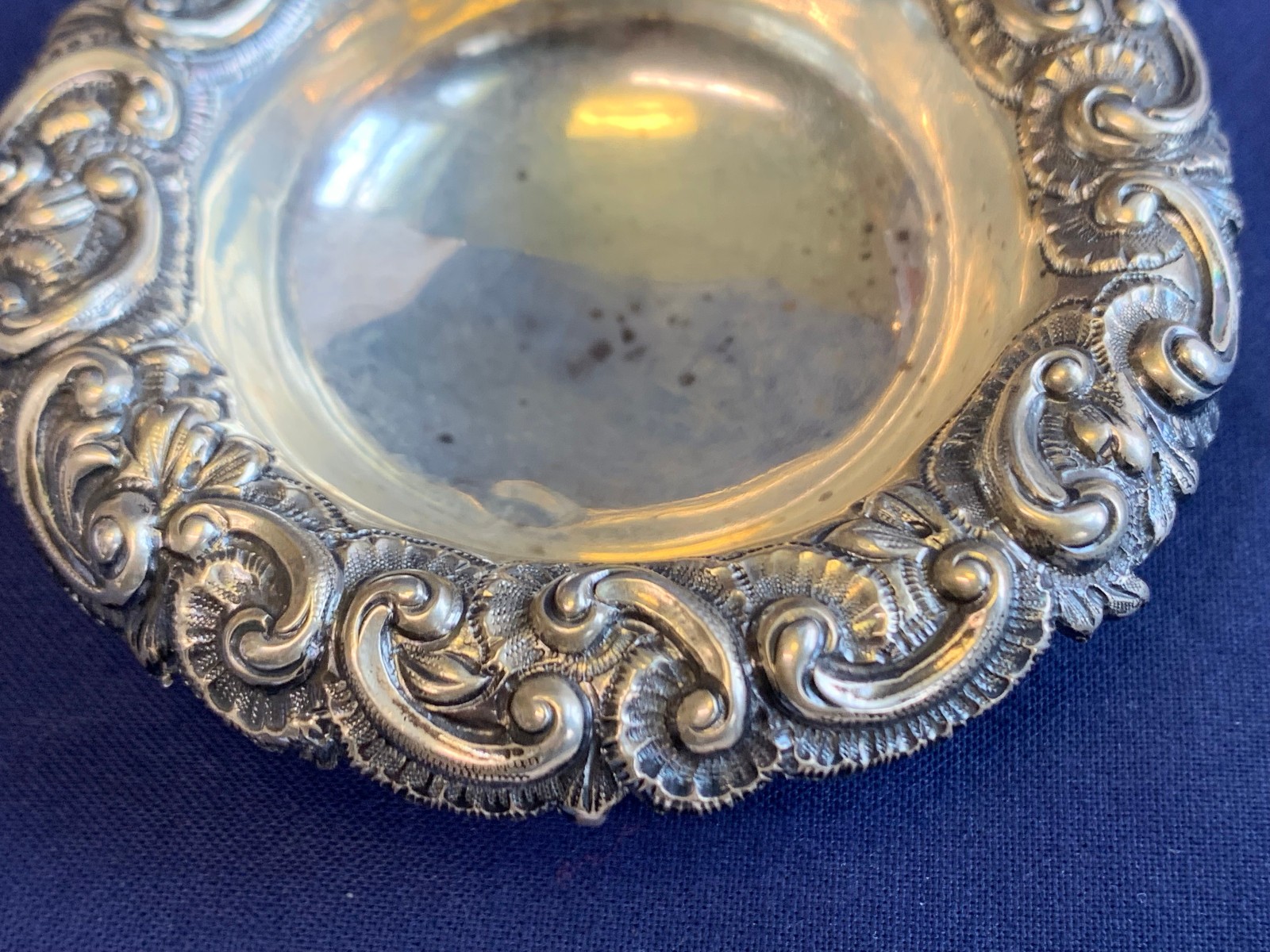 Antique Sterling Silver Condiment Dish Master Salt Cellar 36.66g Floral Repousse