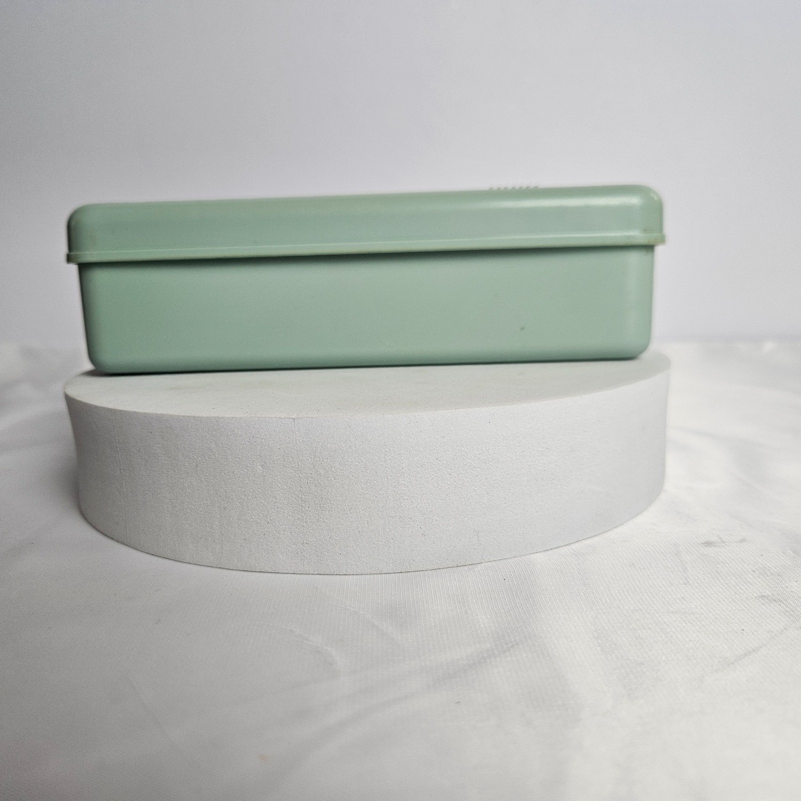 Vtg Sewing Box Vintage Mint Green Plastic Storage Case Mid Century Craft Retro