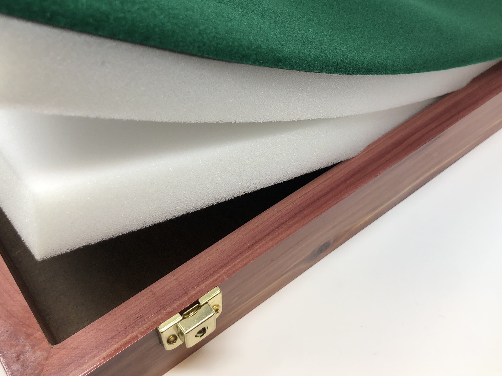 Cedar Wood Display Case 12 x 18 x 3 for Arrowheads Knifes Collectibles & More