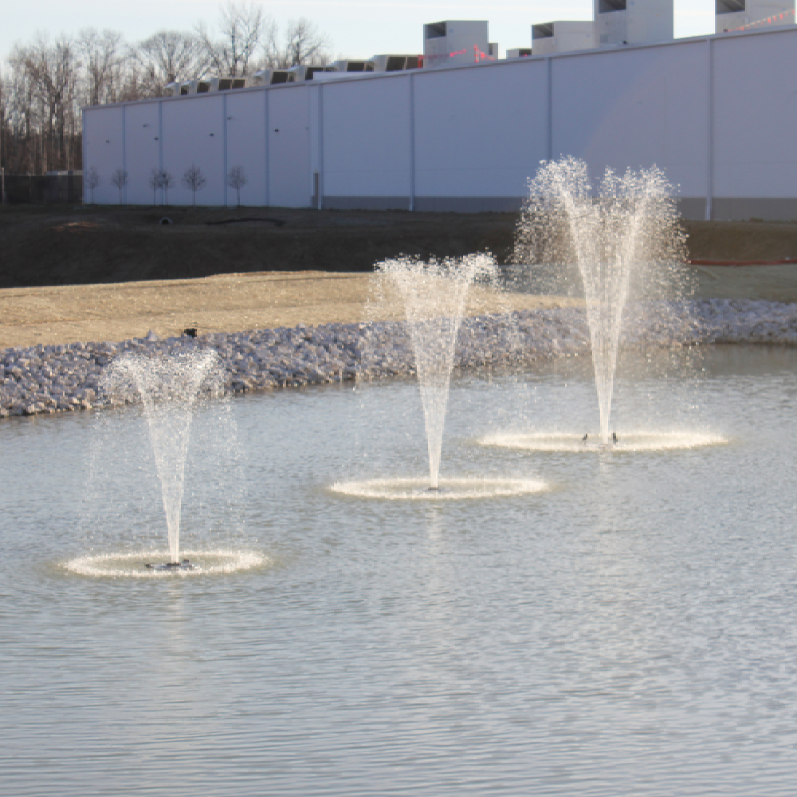 HALF OFF PONDS 1 HP Fountain | 100 ft. | 13 Patterns | Color-Changing Lights