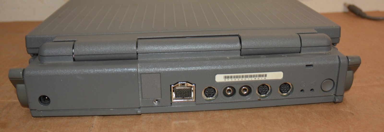 Apple Macintosh Powerbook 140 Vintage Laptop OS 7