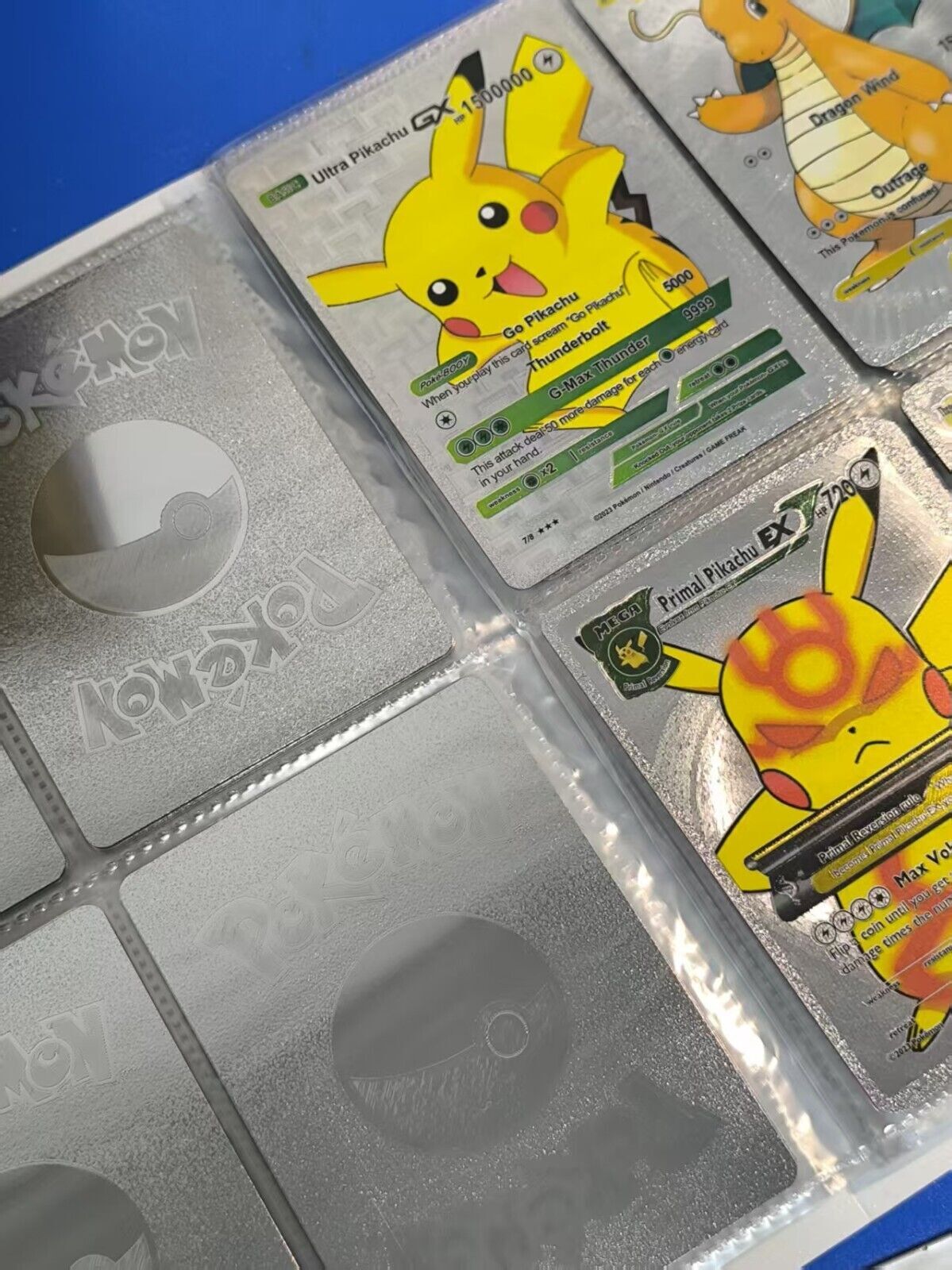 55 randomized Pokémon cards + booklet with 120 cards 4 cards per page New!