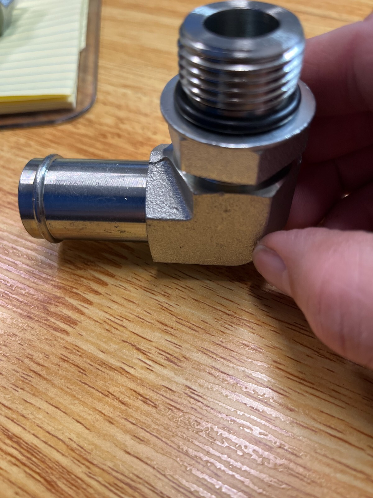 4601-16-12, FITTING, 90°, SAE-12, 1 INCH HOSE BARB