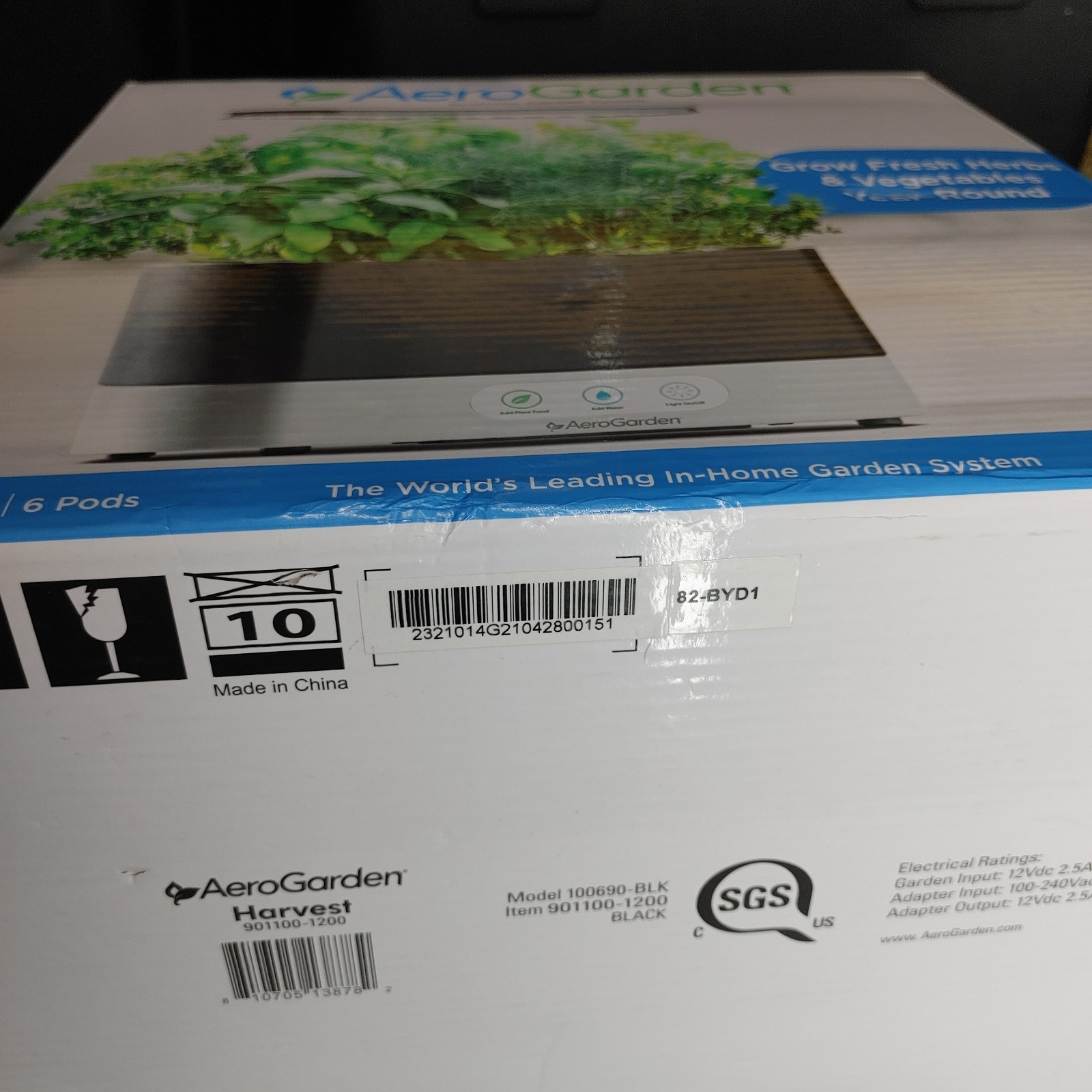 Aerogarden In-Home Garden System Harvest 6 Pods (Opened Box)