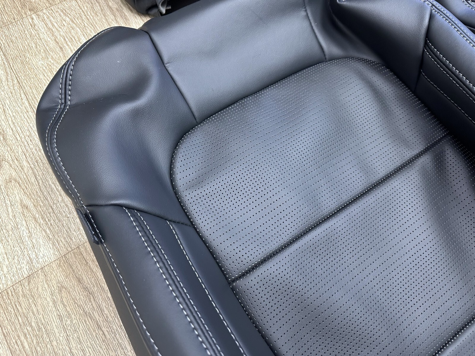 2024 2025 ORIGINAL FORD MUSTANG COUPE BLACK LEATHER SEAT UPHOLSTERY NEW TAKEOFF