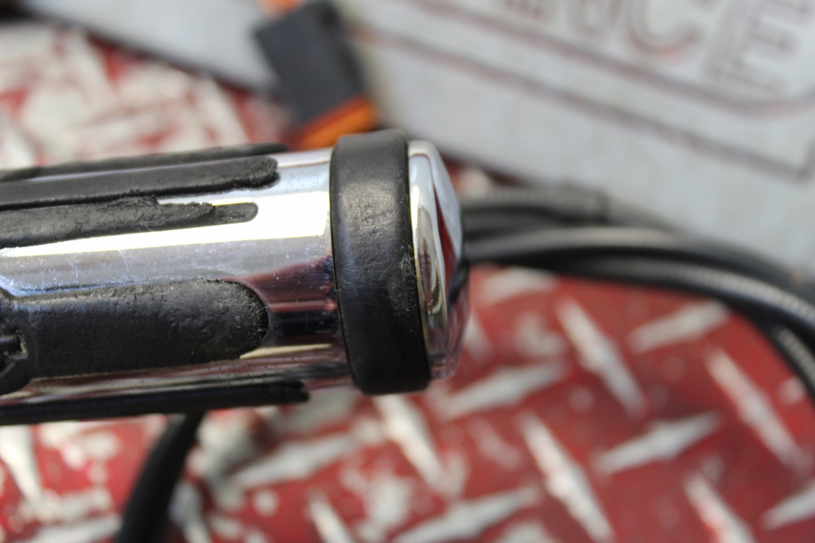 2003 HARLEY DAVIDSON V-ROD VROD VRSCA RIGHT CONTROL SWITCH W CABLES VR27