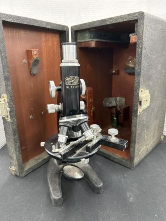 VINTAGE WWII WINKEL ZEISS GOTTINGEN MICROSCOPE with HARD CASE & PARTS