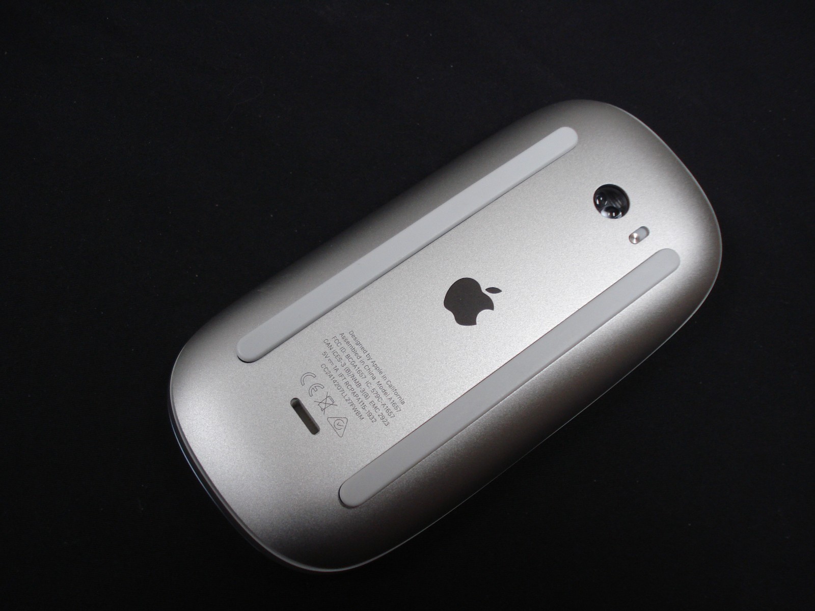 NEW APPLE Magic Mouse 2 Wireless Mouse - SILVER EMC 2923 A1657