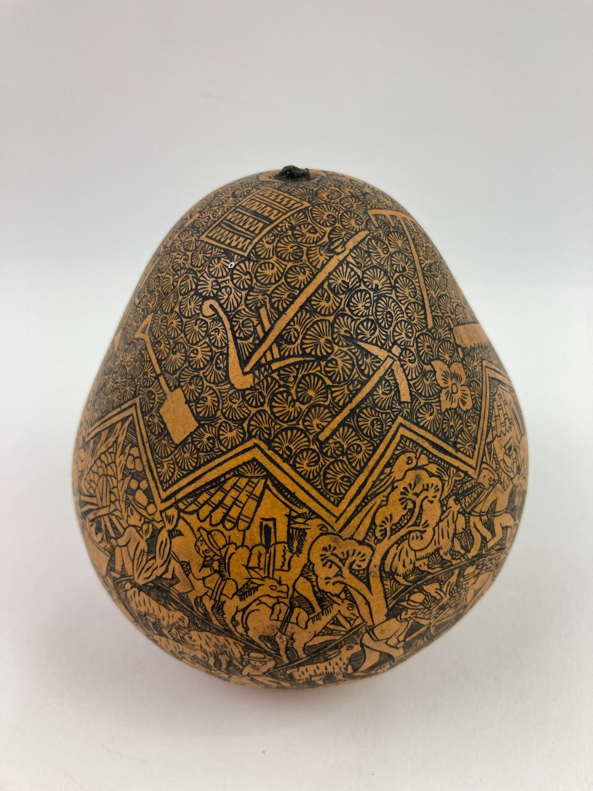 Peruvian Storyteller Folk Art Intricate Hand Carved Gourd Farming Gardening Peru