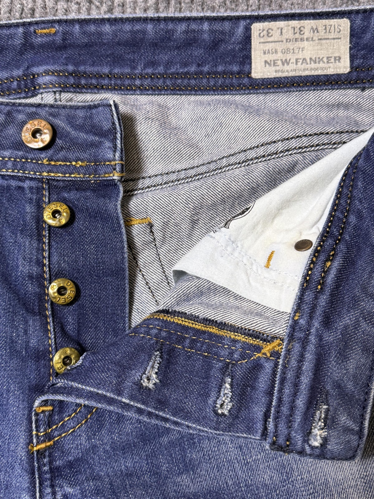 Diesel Jeans Mens 33x33 New-Fanker Button Fly Medium Wash Bootcut Blue Denim