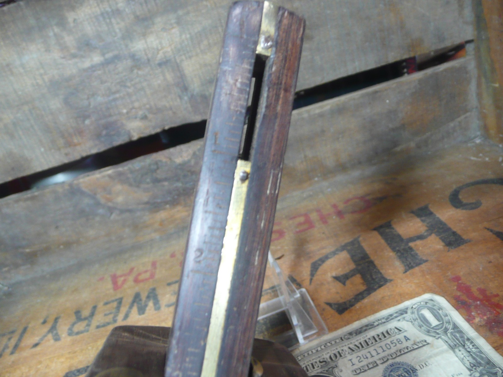 Vintage Rosewood and Brass Marking Gauge.