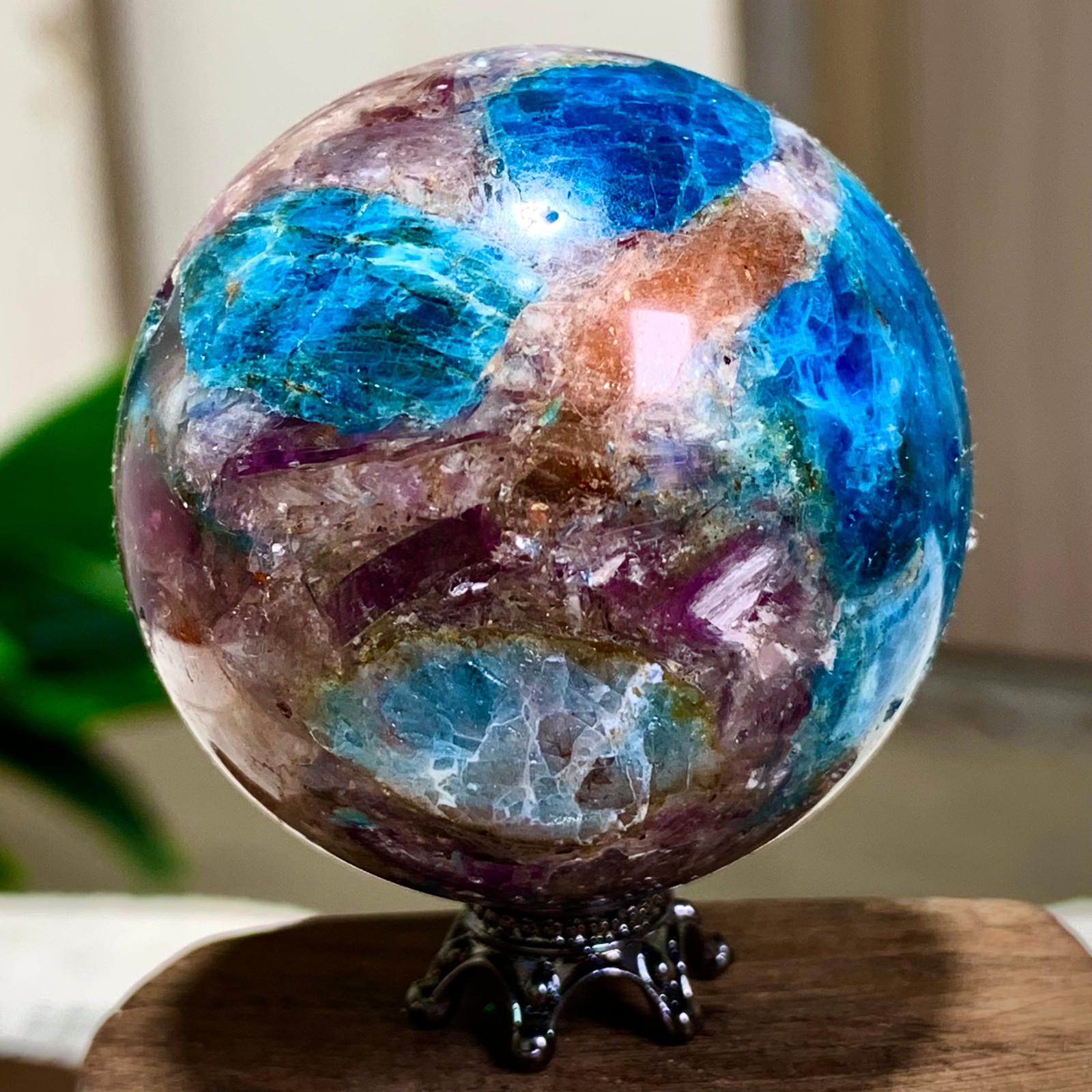 128G Natural Blue Aptite +Sun Stone purple lepidolite Sphere mineral sample