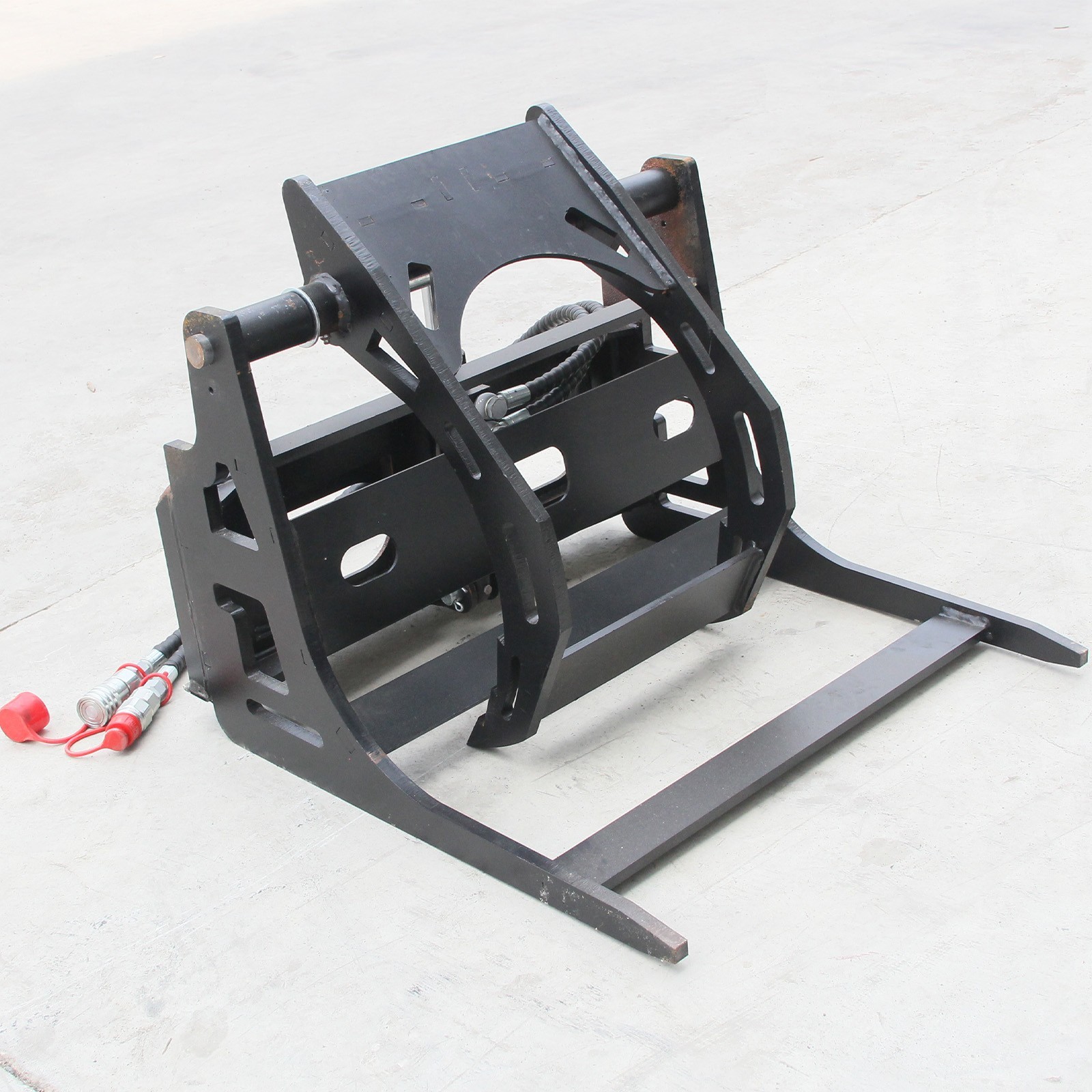 Free Ship Mini Skid Steer Attachments: Pallet Forks, Drill Augers, Log Grabb