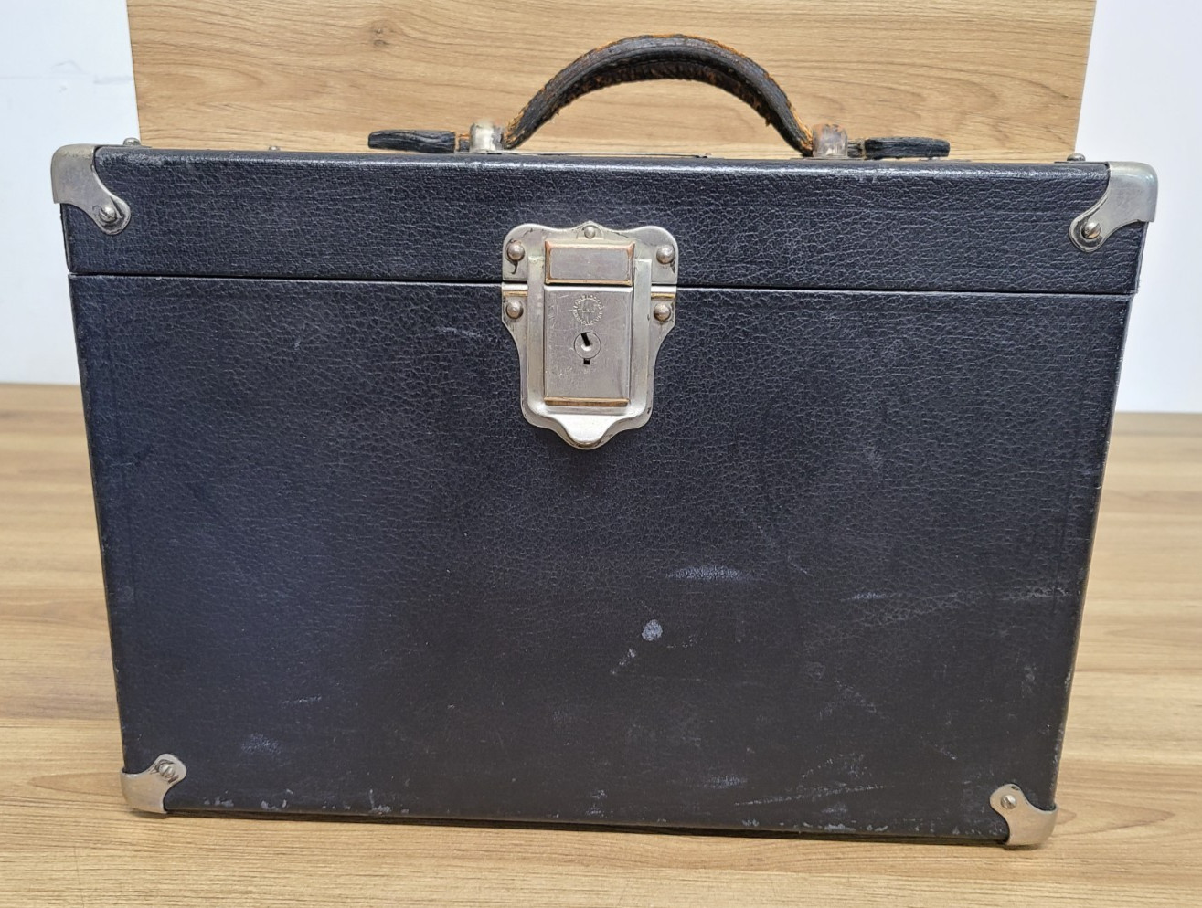 Vintage Spencer Buffalo USA Monocular Microscope Carl Zeiss Lens and Scopelite