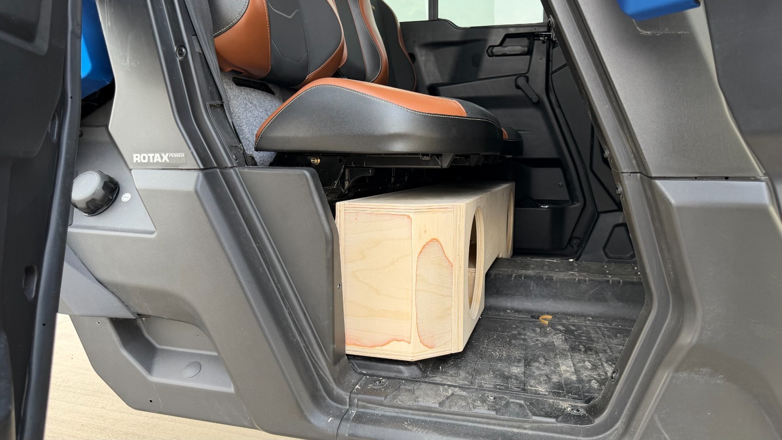 Can Am Defender 16-25 Under Seats Subwoofer Box 2X10" Sealed Birch 3/4