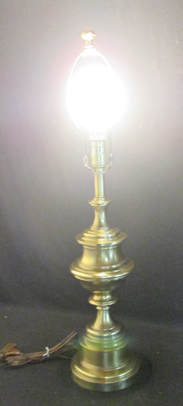 Vintage 29 1/2" Stiffel Heavy Brass Hollywood Regency URN 3-Way Table Lamp