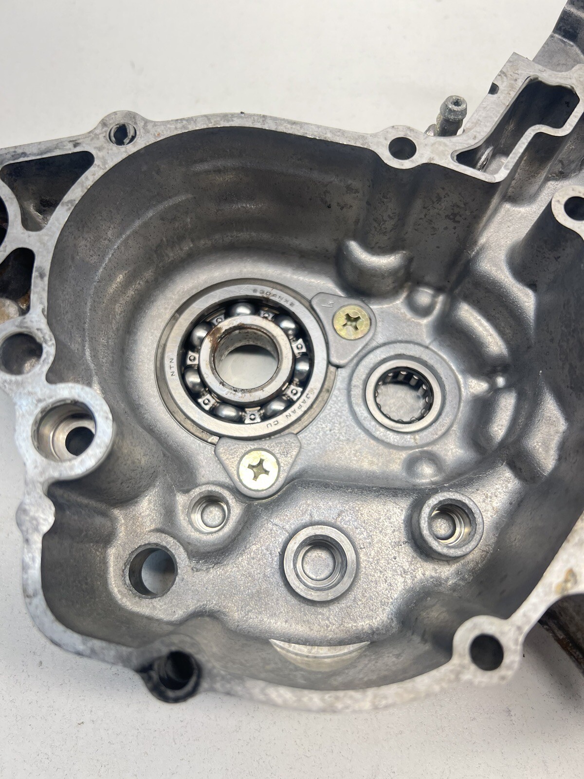 1999 Yamaha YZ125 Engine Cases Set Left Right Bottom End !BROKEN STUD!