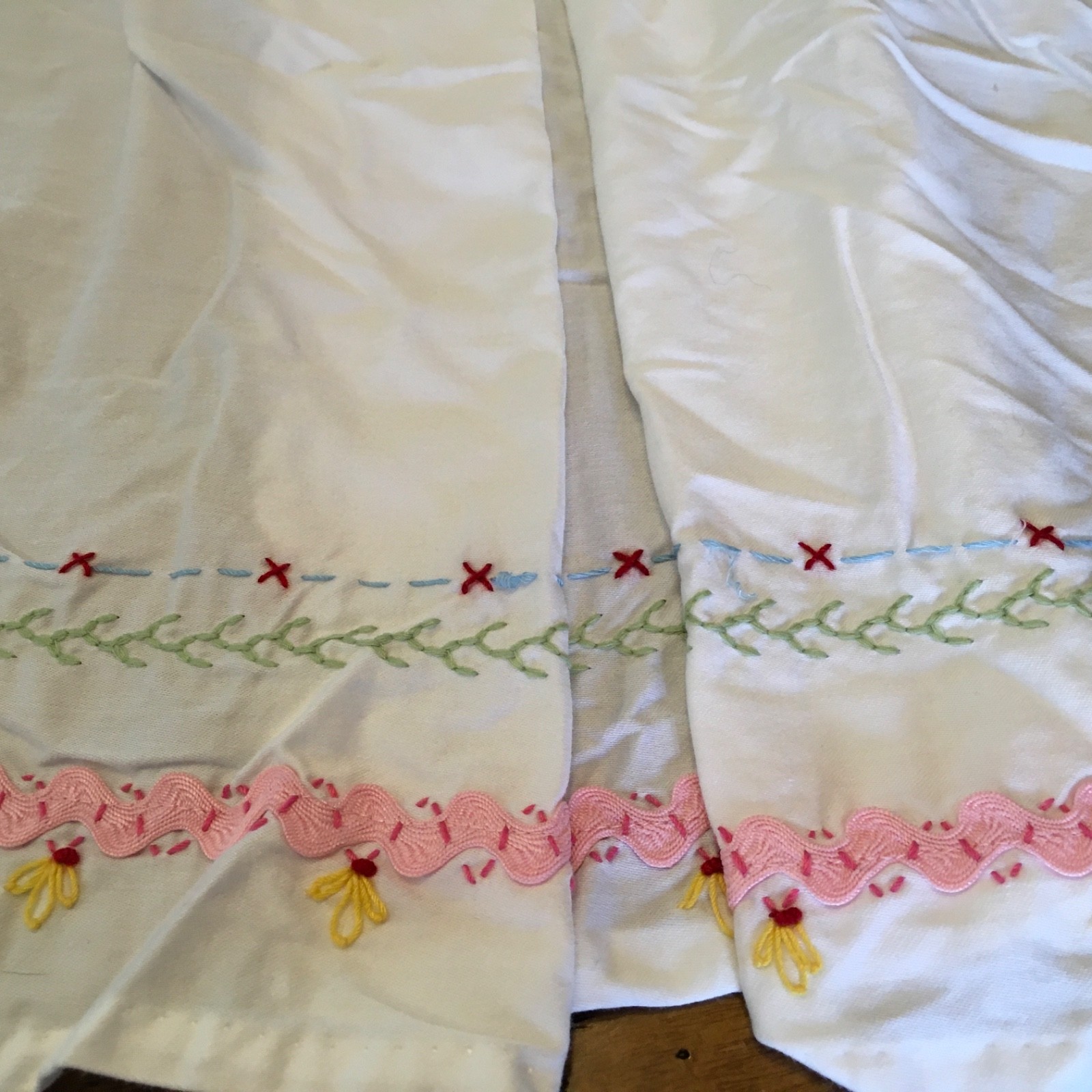 Twin Size Bed Skirt with embroidered accents bright colors on white cotton