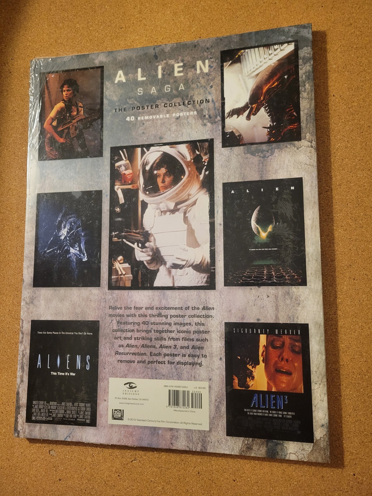 ALIEN SAGA POSTER COLLECTION BOOK 2013 FOX 16" x 12" ALIENS