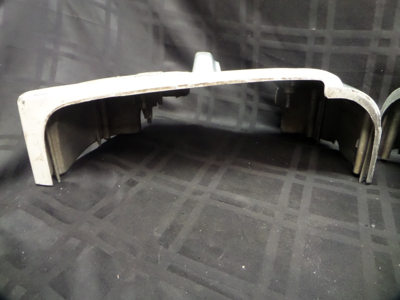 1956 GALE SEA KING GG9002B 5HP LOWER COWLING 552714 552715 COVER OUTBOARD MOTOR