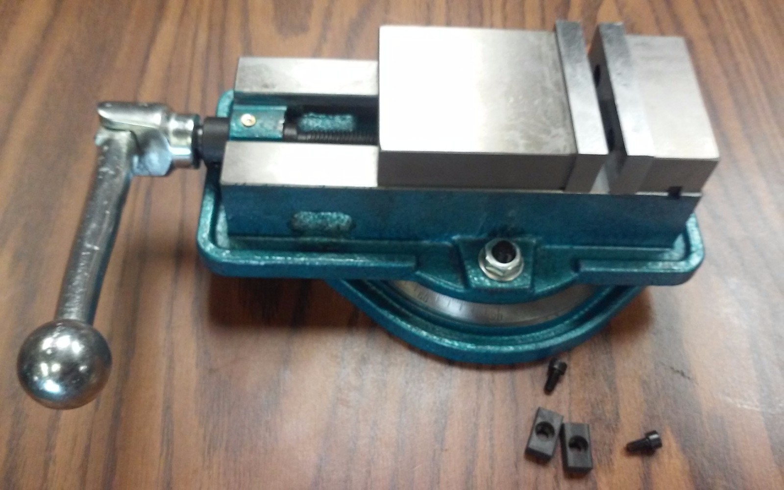 3” ANG-LOCK MILLING MACHINE VISE w. swivel base #850-300- NEW